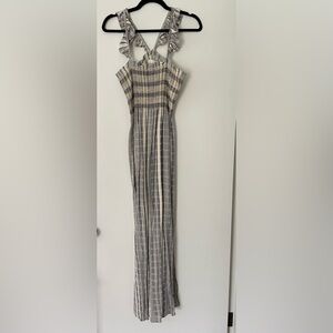 Chic Striped Maxi Dress in Gray